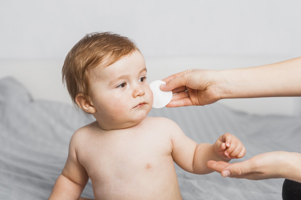 Atopowa skóra u niemowląt – jaka jest przyczyna?