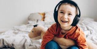 Bracia Lwie Serce – klasyka literatury dziecięcej w nowoczesnej formie audiobooka